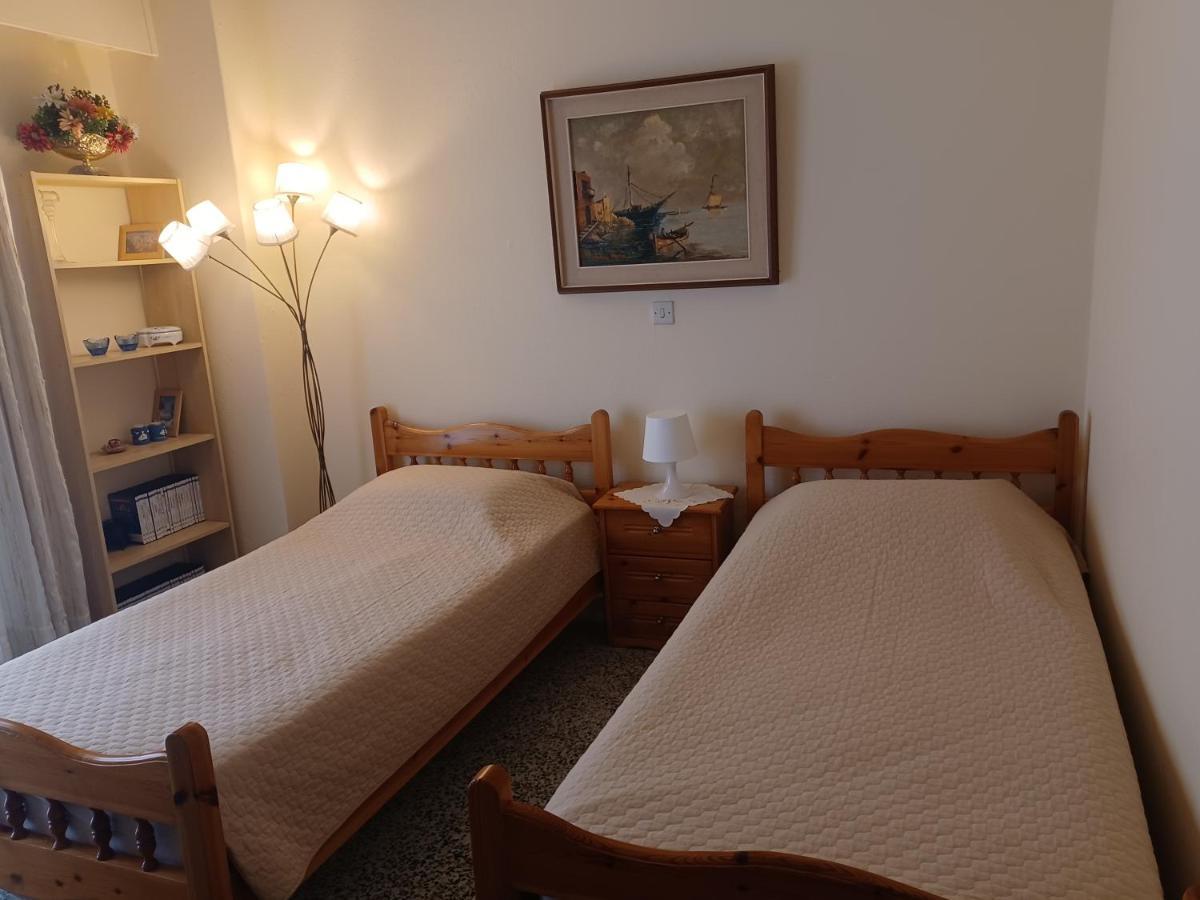 Seaside Family Apartment Loutraki Kültér fotó