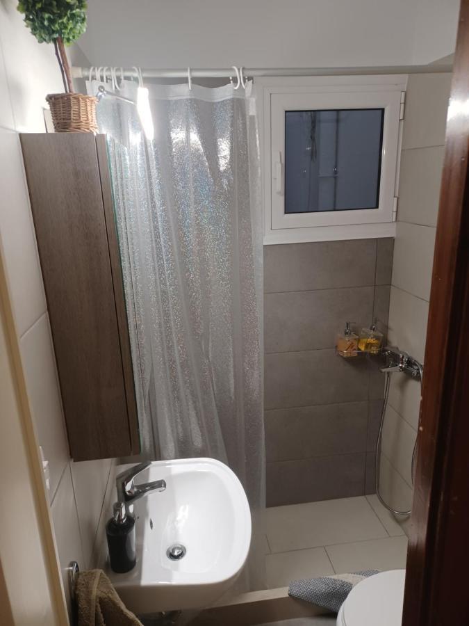 Seaside Family Apartment Loutraki Kültér fotó