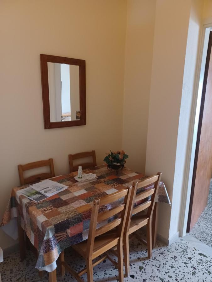 Seaside Family Apartment Loutraki Kültér fotó