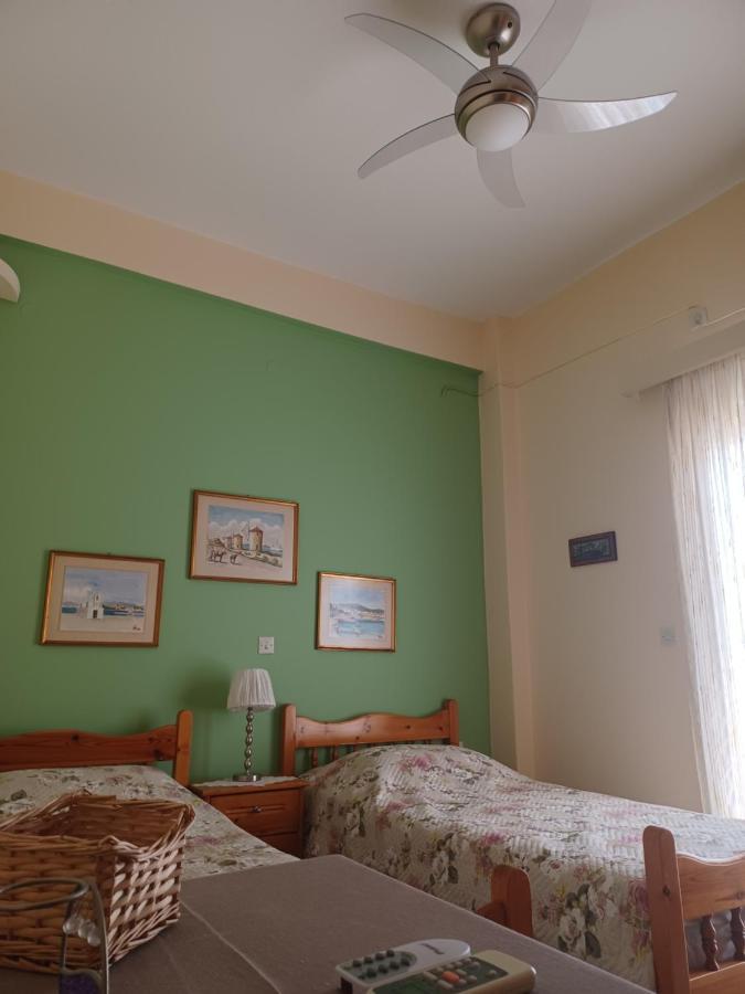 Seaside Family Apartment Loutraki Kültér fotó